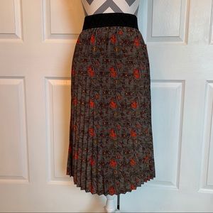 LuLaRoe Jill pleated skirt